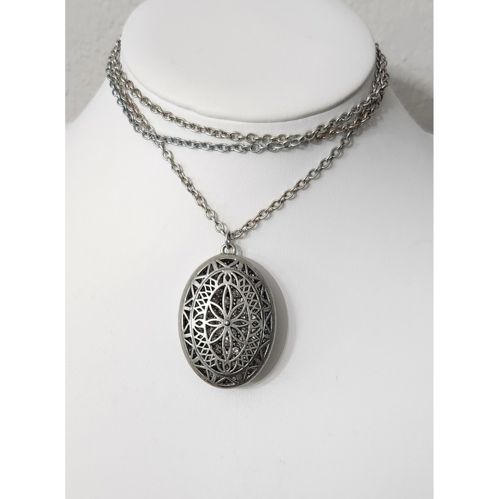 Lane Bryant Silver Tone Reversible Rhinestones Heart Necklace Pendant Chain 35"